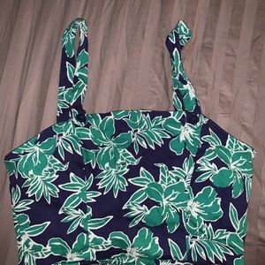 Forever21 Dark navy blue and green cropped tank